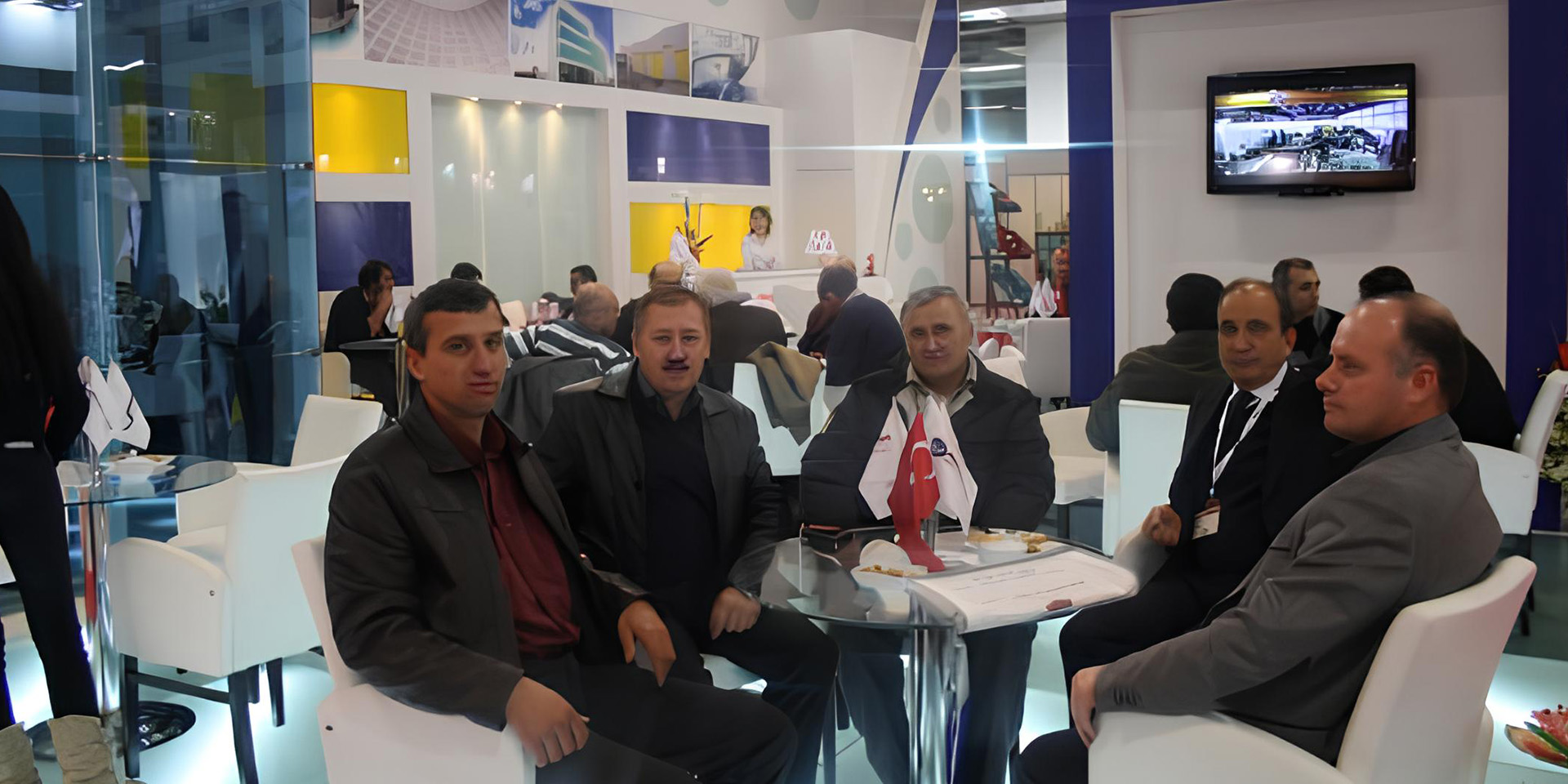 1-4 Mart 2012 Tüyap Fuar ve Kongre Merkezi Glass Expo Cam Ürünleri ve Uygulamaları